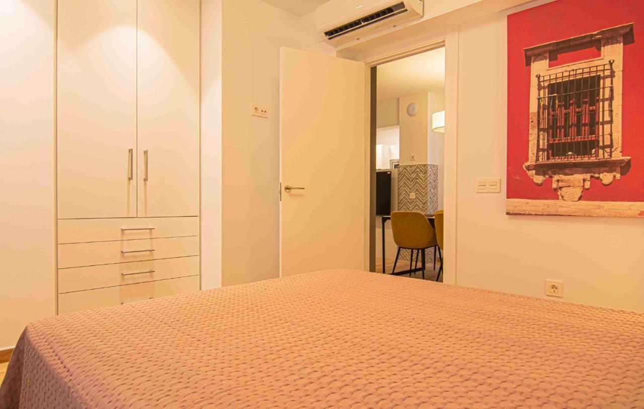 Apartamentos Leonor Malaga Ngoại thất bức ảnh